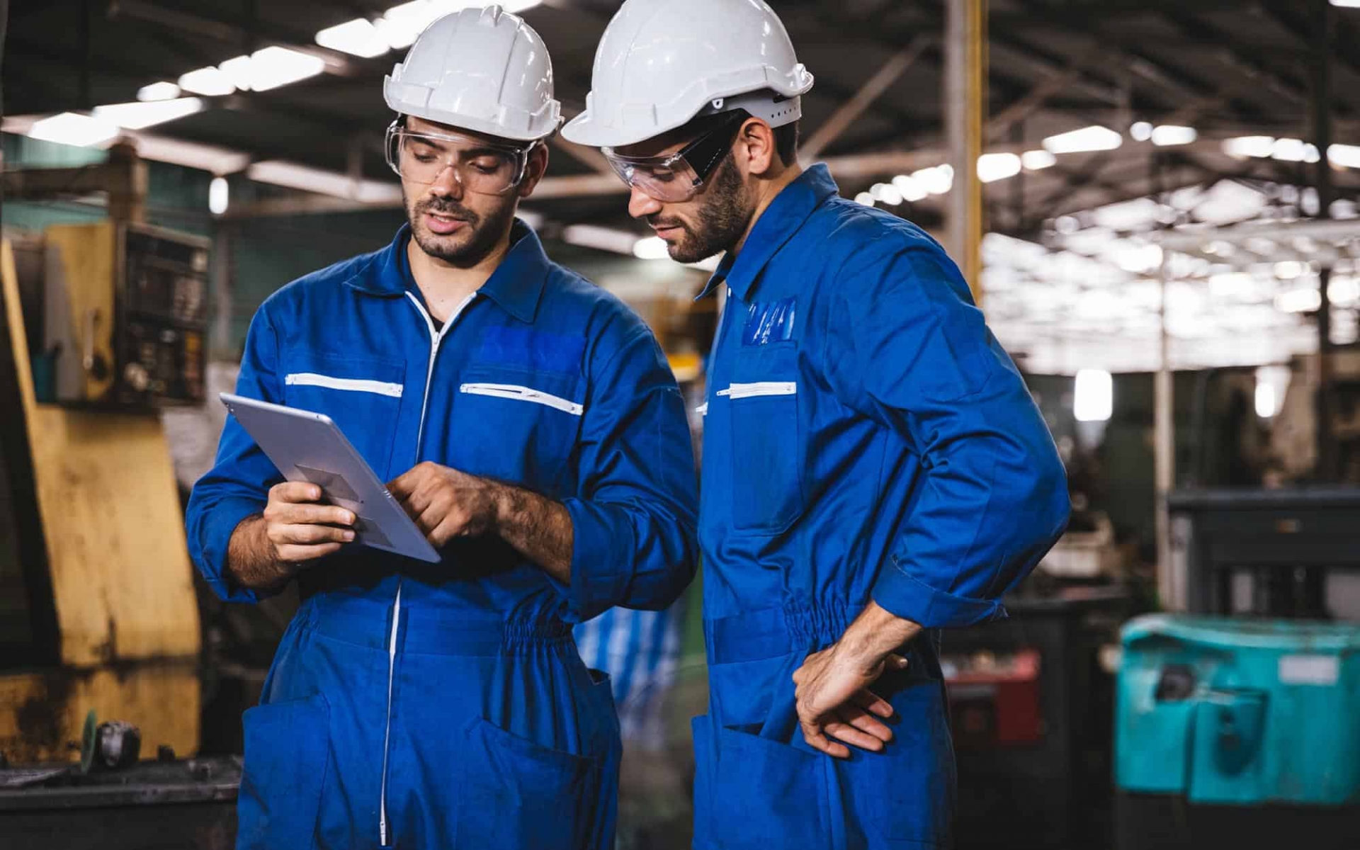 Trang-bi-bao-ho-ca-nhan-theo-ISO-45001-1