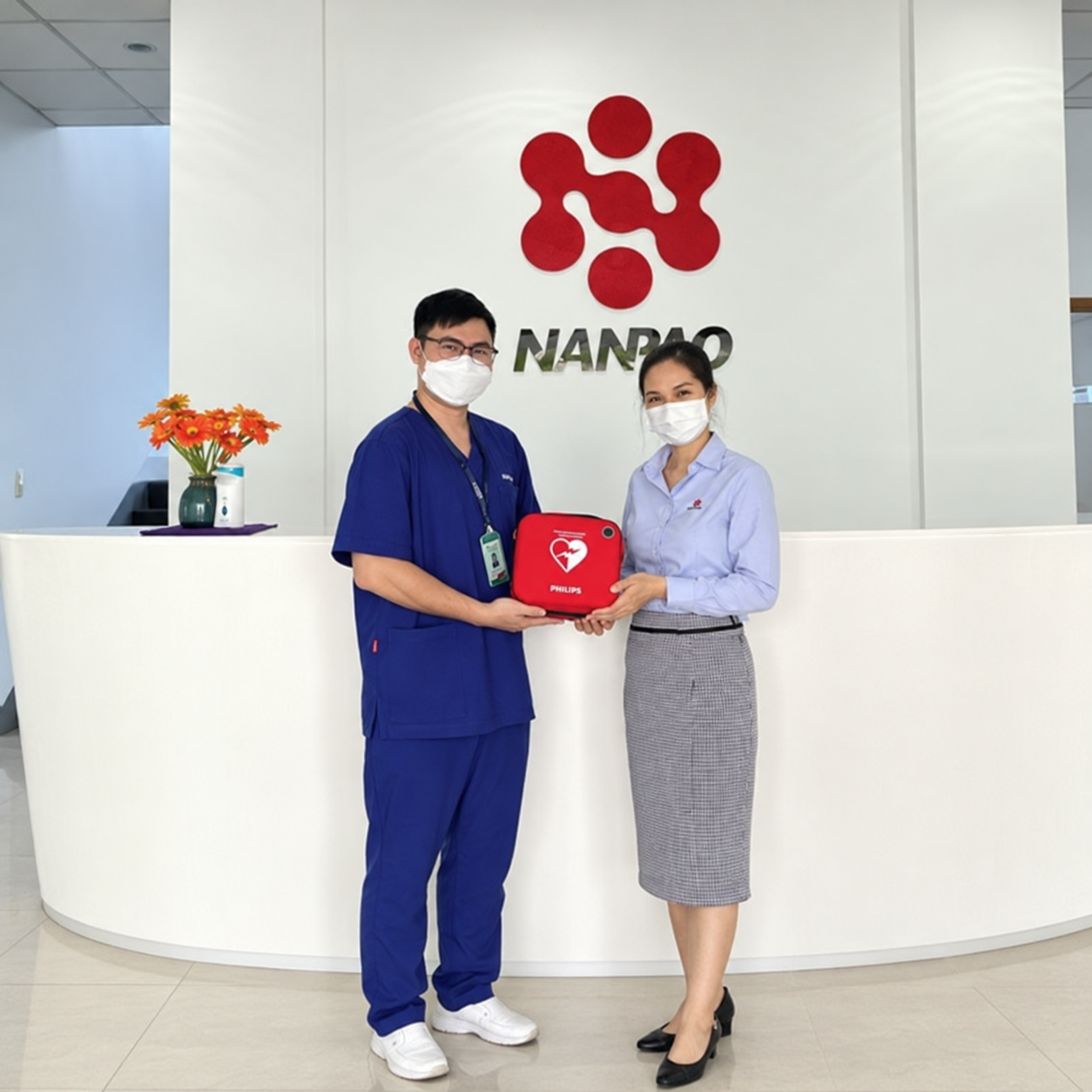 Corporate-AED-Handover-at-NANPAO