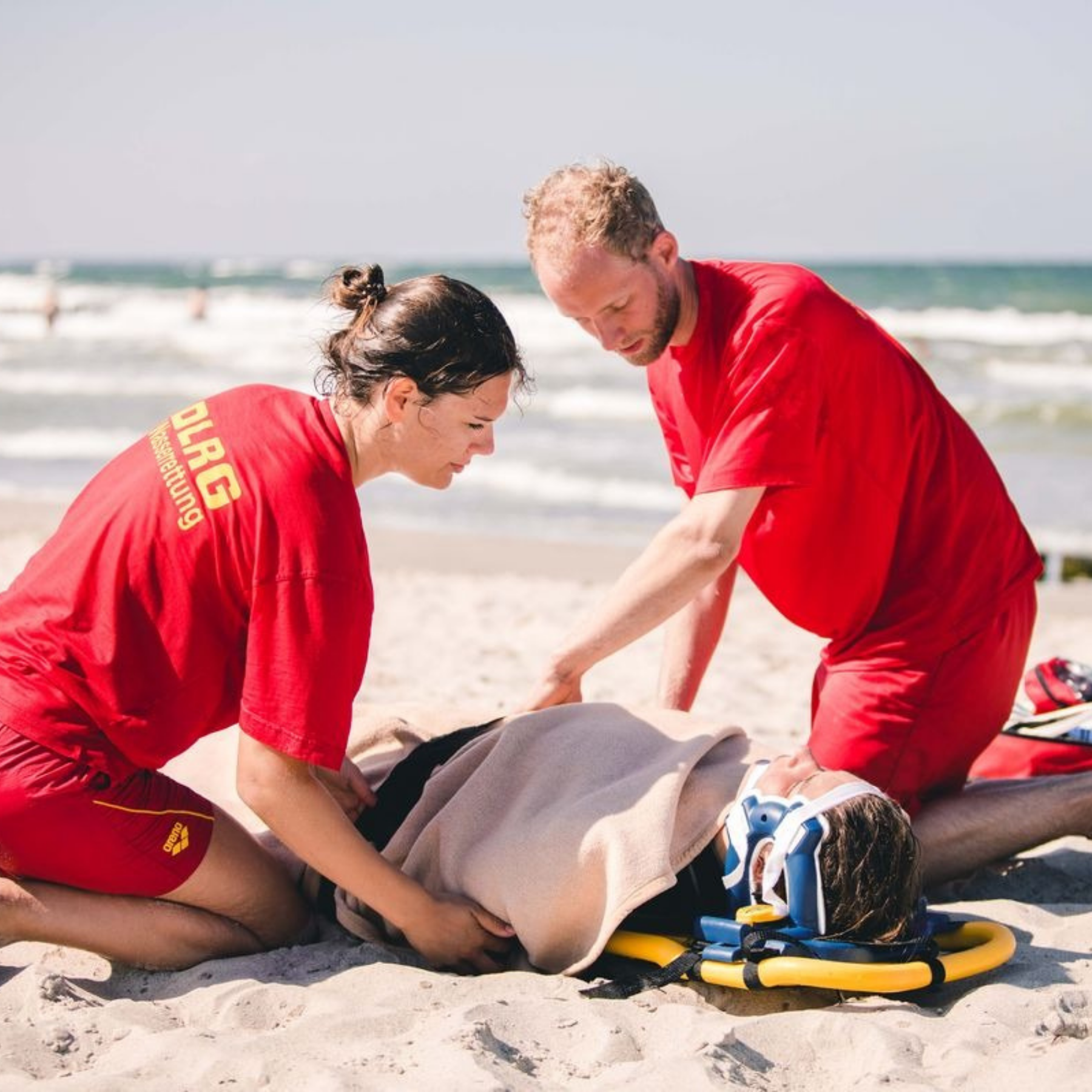 ky-nang-so-cuu-duoi-nuoc-tai-resort-khach-san