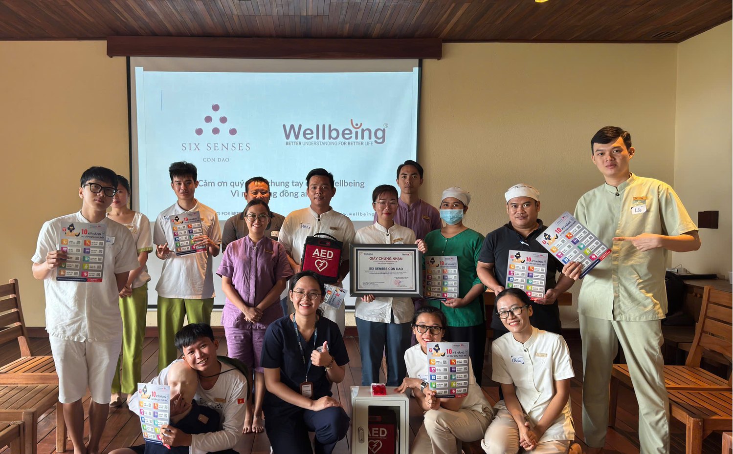 Wellbeing tập huấn sơ cấp cứu v&agrave; AED tại Six Senses
